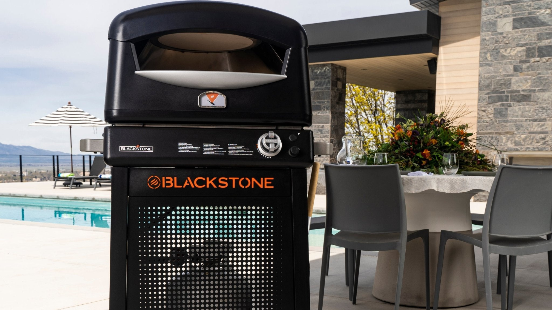 Elevate-Your-Outdoor-Cooking-with-the-Blackstone-Pizza-Oven Agent BBQ