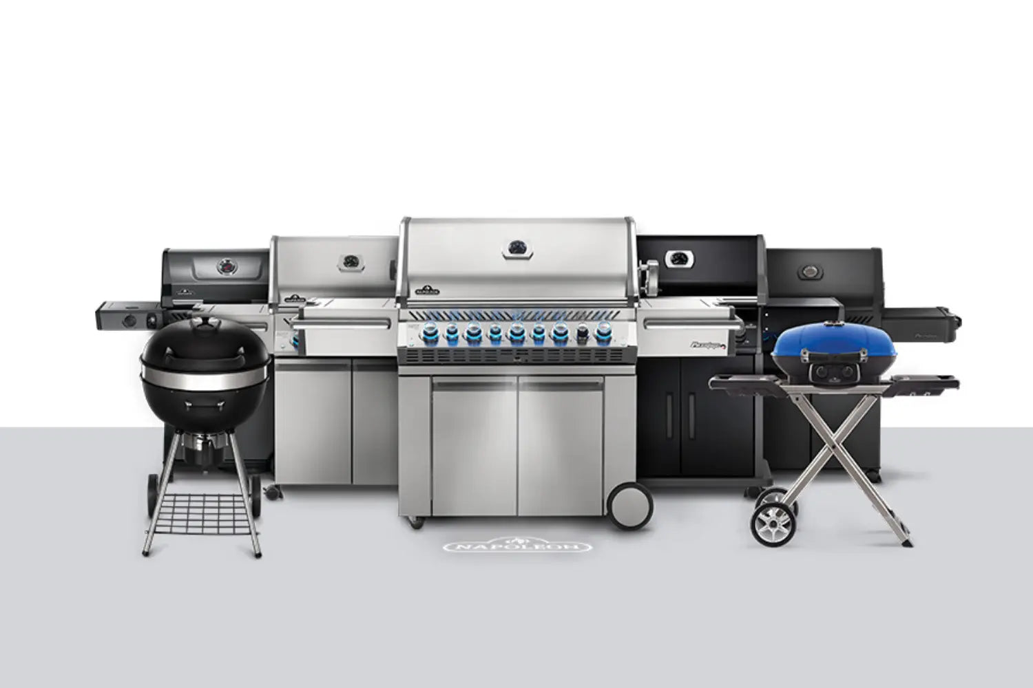 Luxury Napoleon Grills Outdoor Kitchen Setup - 2025 Collection