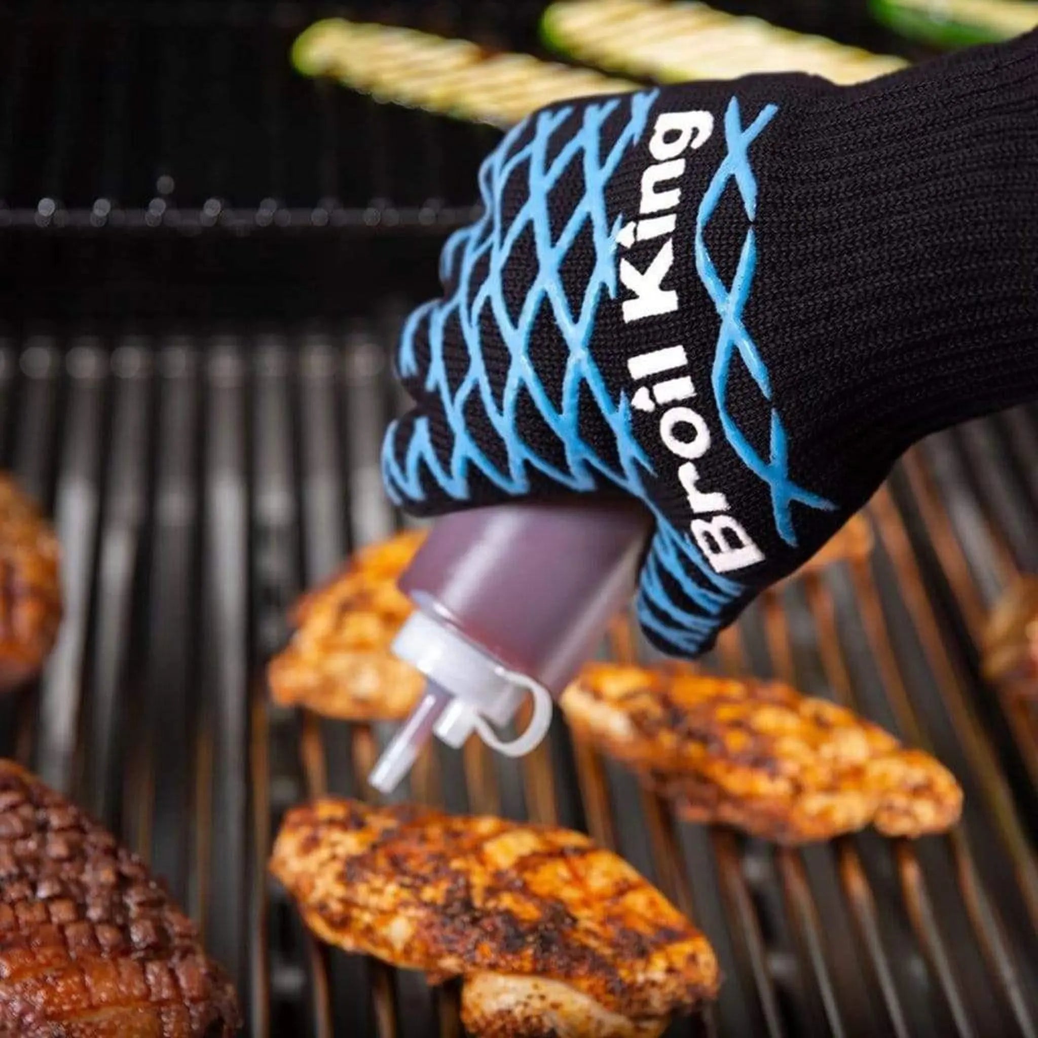 Broil King 11" Single Black w/ Blue Accents Grilling Glove Broil King