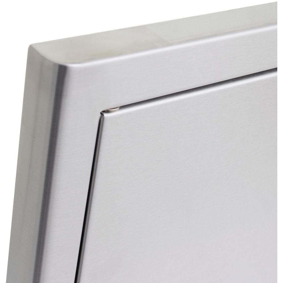 Blaze 32" Double Access Door With Paper Towel Holder in Stainless Steel (BLZ-AD32-R-SC)