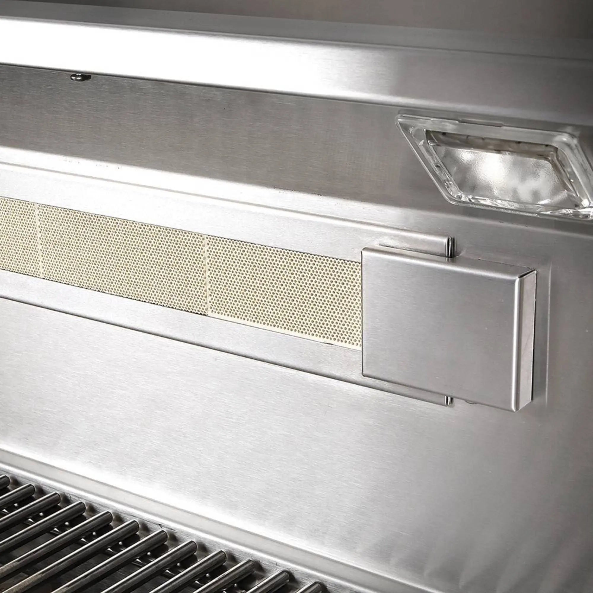 Artisan American Eagle 32-Inch 3-Burner Built-In Gas Grill Artisan
