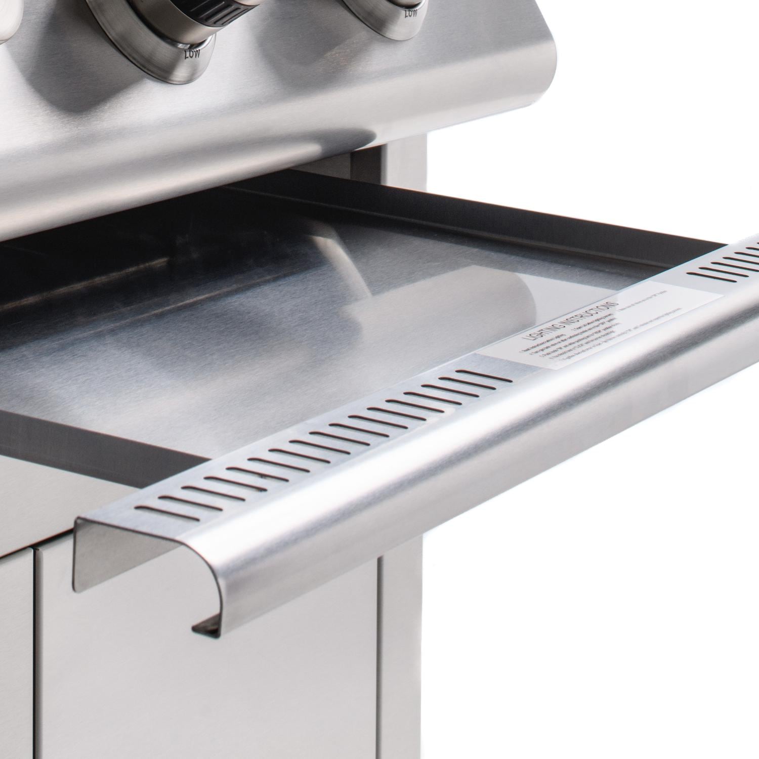 Blaze Prelude LBM 32-Inch 4-Burner Built-In Gas Grill - BLZ-4LBM-LP/NG Blaze Grills