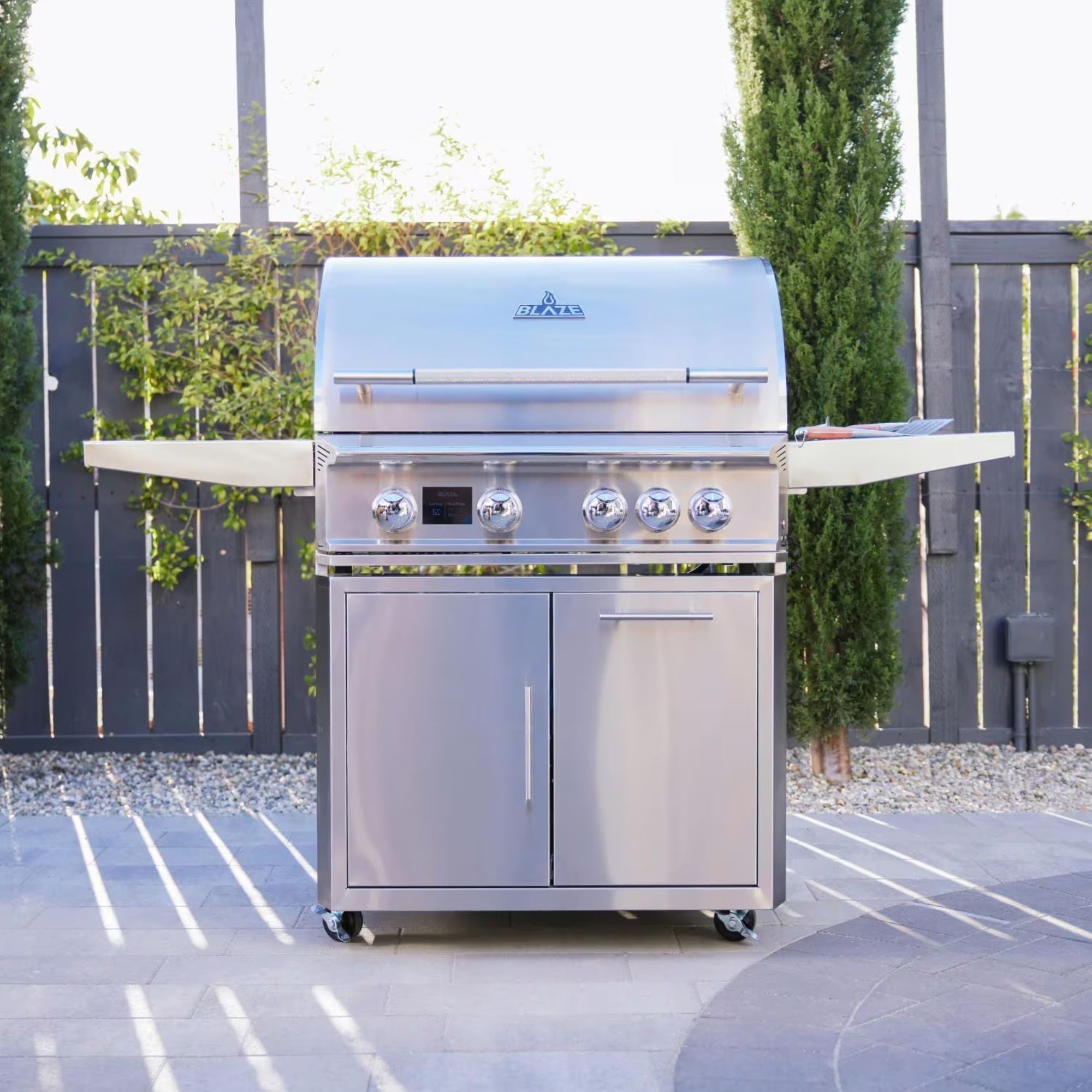 Blaze LTE PRO 32-Inch 4-Burner Freestanding Gas Grill w/ Digital Temperature Screen & Rear Infrared Burner Blaze Grills