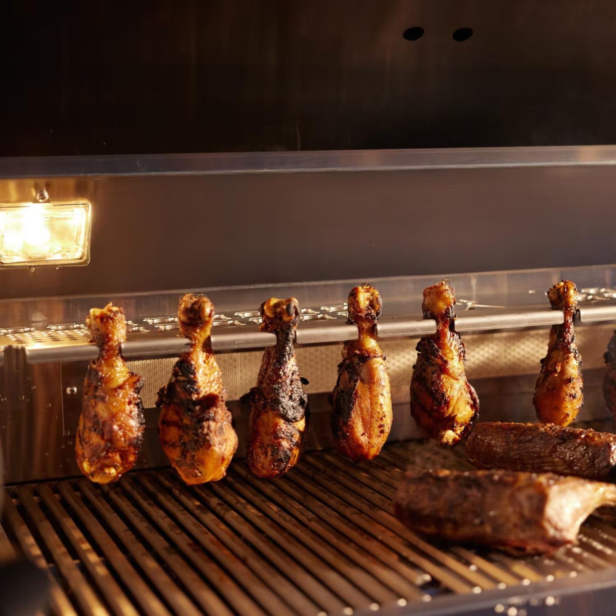 Blaze LTE PRO 32-Inch 4-Burner Freestanding Gas Grill w/ Digital Temperature Screen & Rear Infrared Burner Blaze Grills
