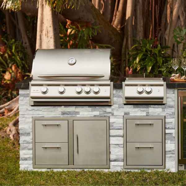 Blaze Premium LTE+ 32-Inch Gas Grill W/ Rear Infrared Burner & Lift-Assist Hood - BLZ-4LTE3 - Agent BBQ