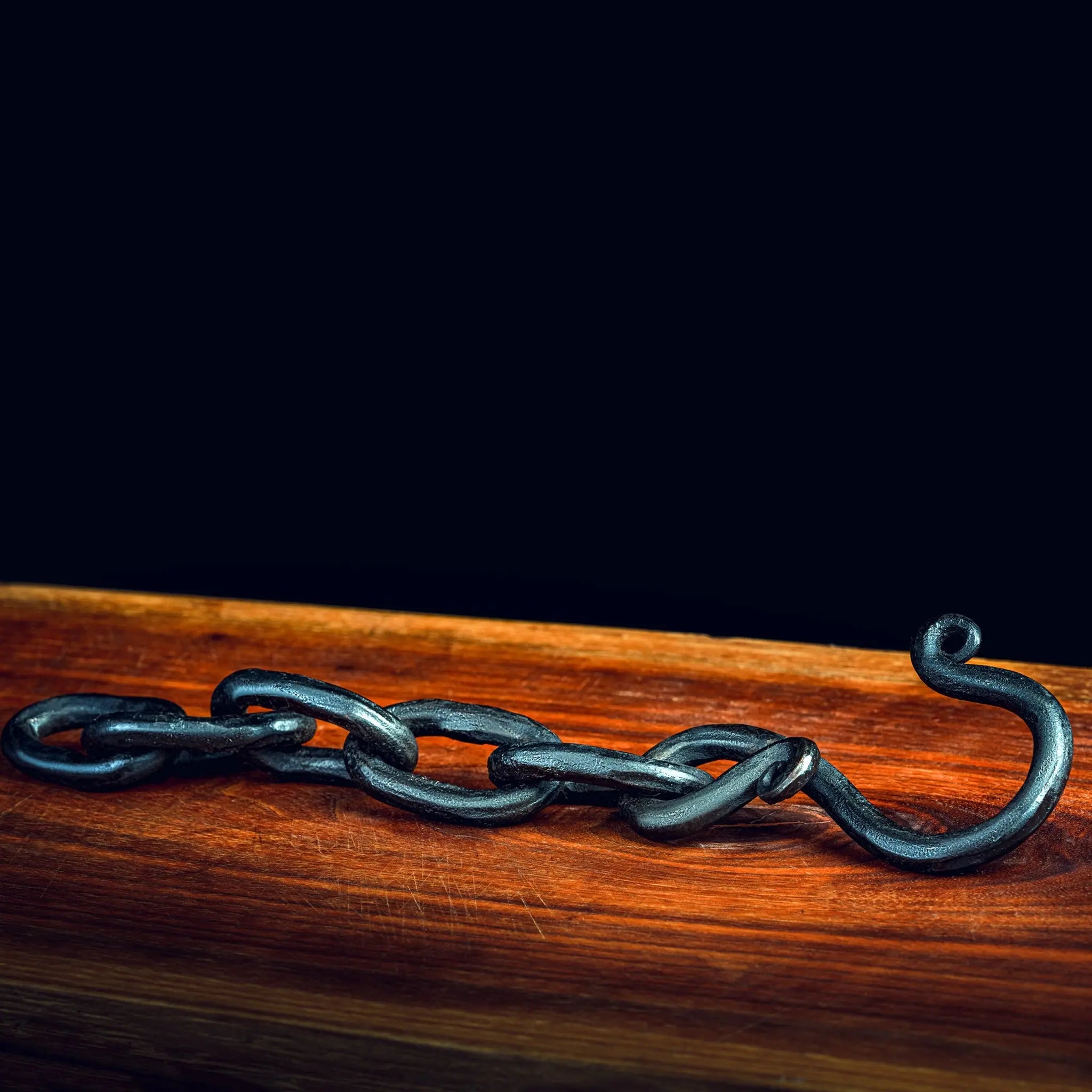 Cowboy Cauldron - Hand-Wrought Chain Cowboy Cauldron