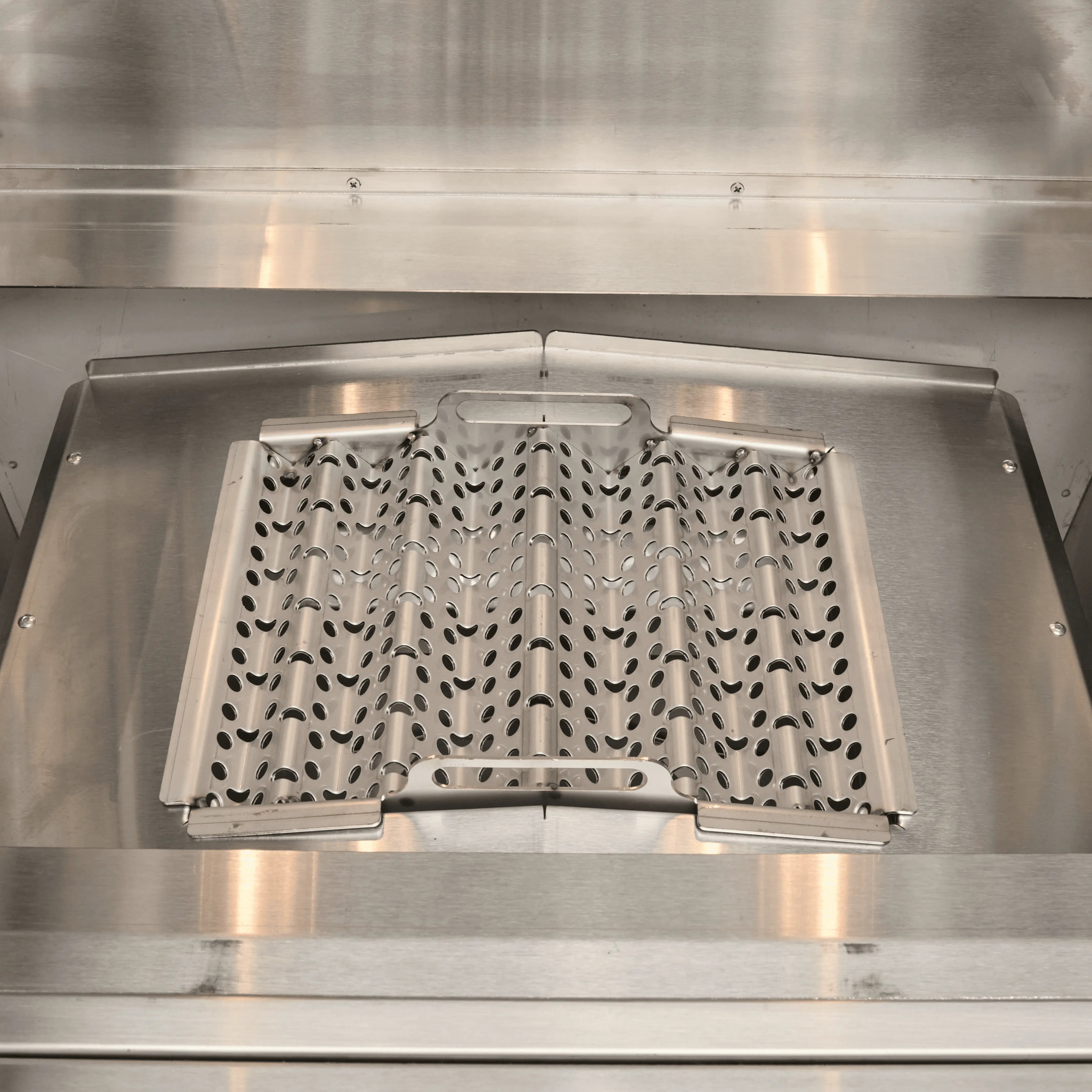 Coyote 28-inch Built In Pellet Grill - C2P28 Coyote Outdoor Living