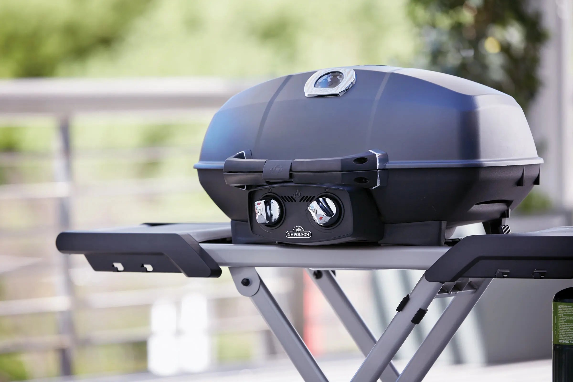 Napoleon TravelQ PRO 285X Portable Propane Gas Grill (Black) with Scissor Cart - PRO285X-BK Napoleon